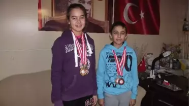 Muratlılı Sporcular Yüzmede Büyük Başarı Kazandı