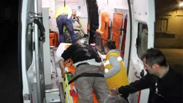 Tarım Aracı Takla Attı: 2 Yaralı
