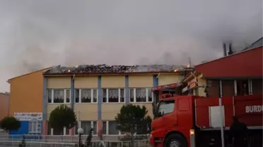 Burdur'da Öğrenci Yurdunda Çıkan Yangın Söndürüldü