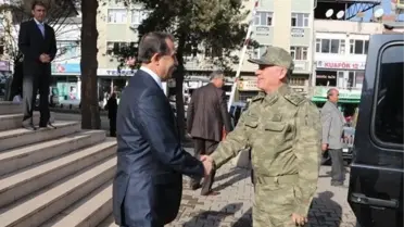 3. Ordu Komutanı Dündar, Bingöl Valiliğini Ziyaret Etti