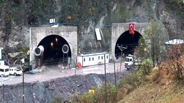 Cankurtaran'da Işığa Ramak Kaldı