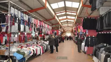 Pazar Yeri 24 Saat Göz Hapsinde