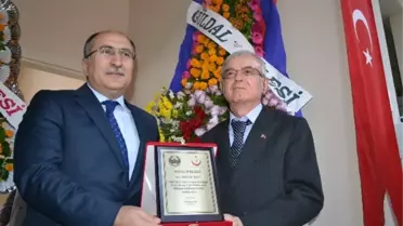 Hayırseverlerin Yaptırdığı Aile Sağlığı Merkezi Törenle Açıldı