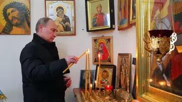 Rusya Devlet Başkanı Putin, Papa Franciscus İle Görüştü