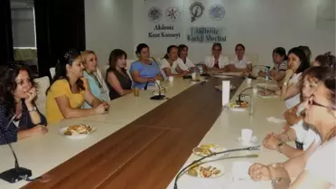 Akdenizli Kadınlardan 'Kadına Şiddete Karşı Mücadele' Günü Mesajı