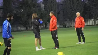 Akhisar Belediyespor, Kayseri'de İlk 3 Puanı Almak İstiyor