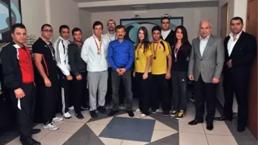 Buca'nın Kick Boksçularından 10 Madalya