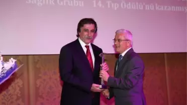 14. Bayındır Tıp Ödülleri Sahiplerini Buldu