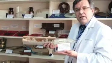 Poliklinik Odasında 600 Parçadan Oluşan Müze