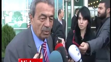 Kamer Genç: Kardeşim Mikrofonu Niye Ağzıma Sokuyorsunuz?