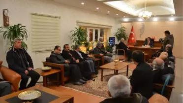 Vali Düzgün Şair ve Yazarları Kabul Etti