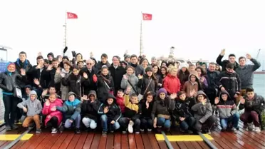 Öğrenciler Çanakkale'ye Uğurlandı