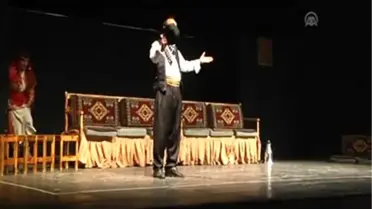 Polislerden terörün gerçek yüzünü ortaya koyan oyun