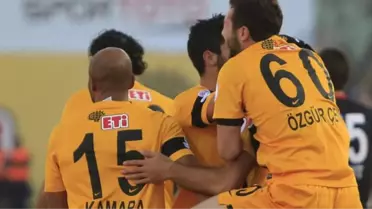Eskişehirspor, Belediye Vanspor'u 4-1 Yendi