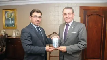 İşkur'dan Murzioğlu'na Teşekkür Plaketi