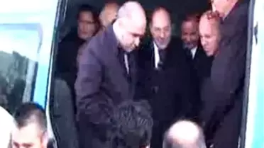 Erzurum'da AK Parti Adayını Karşılamada İzdiham