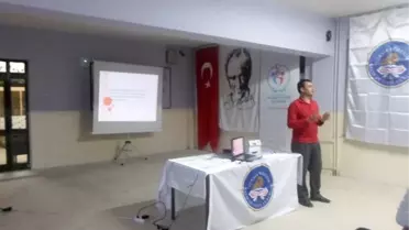 Gediz'de Yurtkur Öğrencilerine 'Farkındalık Konferansı' Verildi