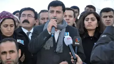 Yüksekova'daki Olaylarda Ölen 2 Kişi Toprağa Verildi