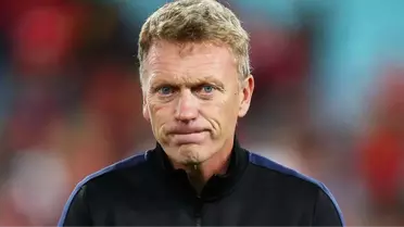 Moyes Üçlü Ateş Altında