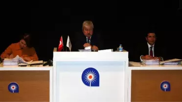 Eski Festival Çarşısı'nın Olduğu Yere Üniversite