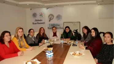 Akdeniz Kent Konseyi Kadın Meclisi'nden Partilere Çağrı