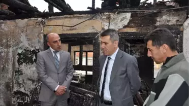 Demirci'de Evi Yanan Aileye Devlet Şefkati