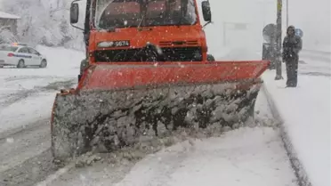 Düzce'de 145 Köy Yolu Ulaşıma Kapandı