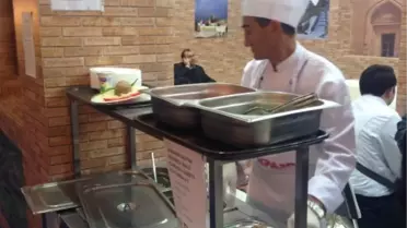 Turizmciler Abdigör Köfteyi Beğendi