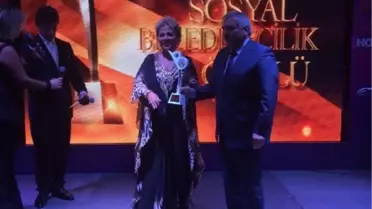 Hendek Belediye Başkanı Ali İnci Yine Ödül Aldı