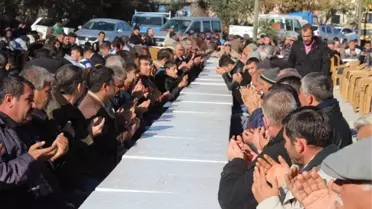 Adana'da Çiftçiler Yağmur Duasına Çıktı