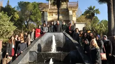 Üniversite Öğrencileri İzmit'i Gezdi