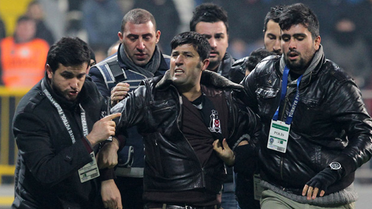 O Taraftara Suç Duyurusu!