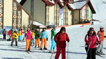 Rus ve Ukraynalı Gazeteciler Palandöken'de Sporlar Yaptı