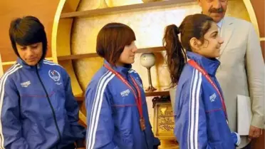 Siirt Güreşte Türkiye Birincisi Oldu
