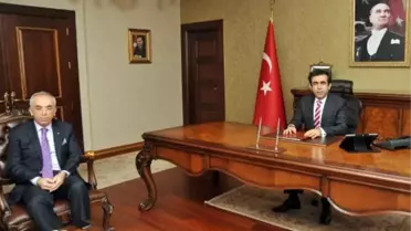 Vali Güzeloğlu, Yakup Dost'u Kabul Etti