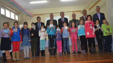 Artvin'de Tebrik Kartı ve Mektup Yazma Etkinliği Düzenlendi