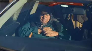 Bakanlık Devreye Girdi, Öcalan'ın Yakınları Adaya Gitti