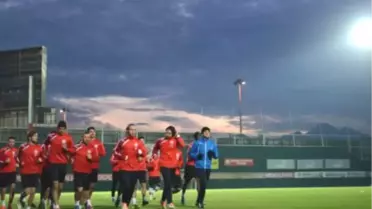 Medical Park Antalyaspor Trabzonspor Maçına Hazırlanıyor