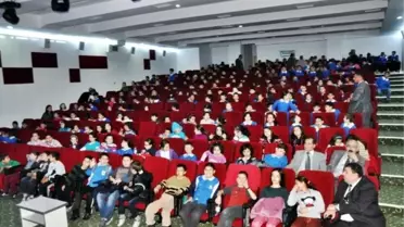 Demircili Çocuklar 'Şarlo' ile Güldü
