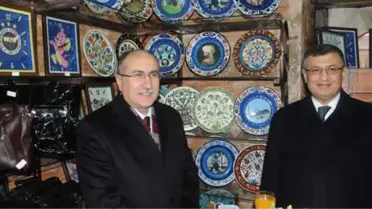 Manisa'da Mahkumların El Emeği Ürünleri Sergileniyor