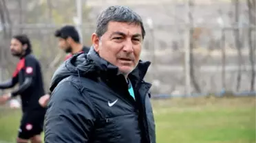 Yeni Malatyaspor'da Kızıltan ile Yollar Ayrıldı