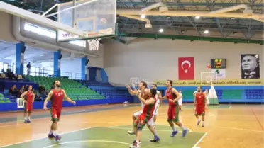 Bostanlı İle Hazırlık Maçı Yaptılar