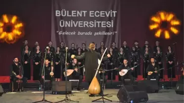 Beü'de Türk Halk Müziği Korosu Konser Verdi