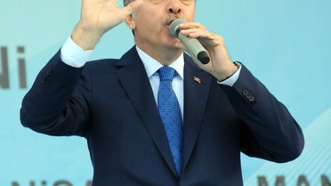 Başbakan Erdoğan -'Bedduaya lanet, duaya davet' -