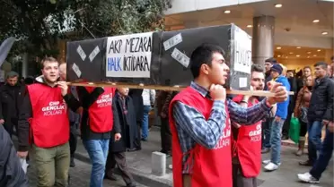 CHP'den Tabutlu, Ayakkabı Kutulu Eylem