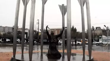 Diyarbakır'da Füze Maketli 'Roboski Anıtı' Açıldı