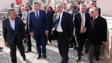 MHP'nin İzmir Adaylarından Emir Sultan Türbesi Ziyareti