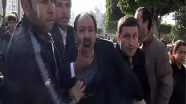 Adana'nın Kurtuluş Töreninde Vali Coş Protesto Edildi