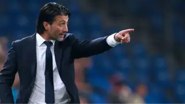 Basel, Murat Yakın'la Uzattı