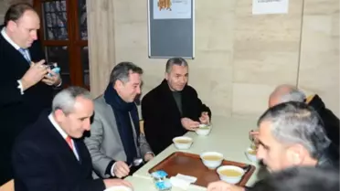 Sabahın İlk Saatlerinde Vatandaşla Buluştu